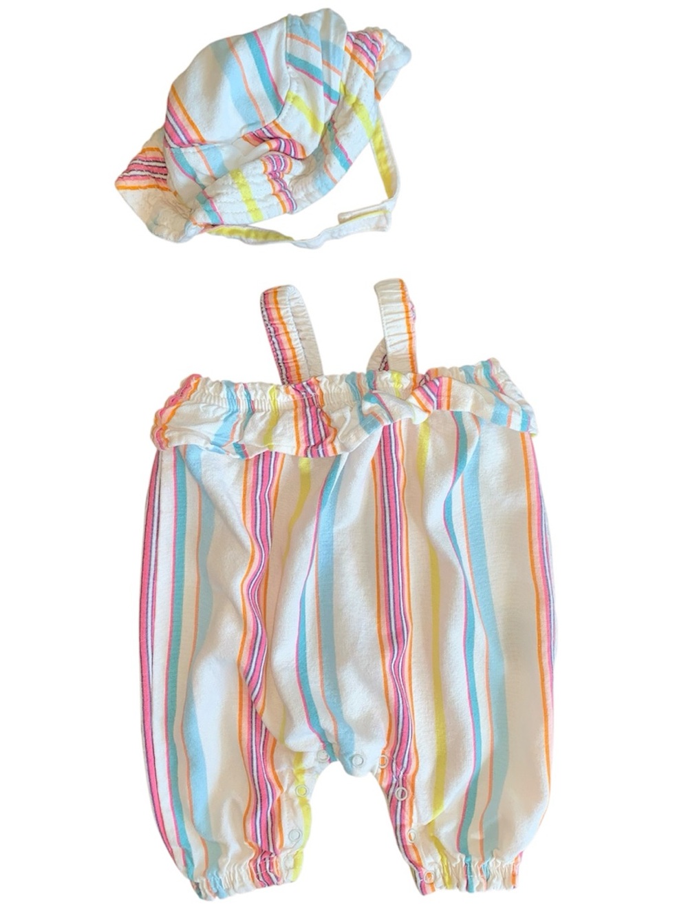 Volcom romper & hat 0-3 months